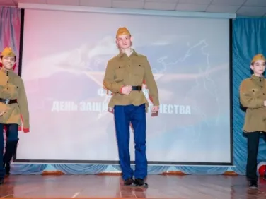 Участие в городском фестивале солдатской и патриотической песни "О Родине, о доблести, о славе"